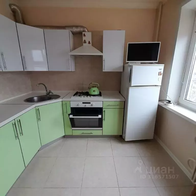 2-к кв. Брянская область, Брянск ул. Брянского Фронта, 10/1 (54.0 м) - Фото 1