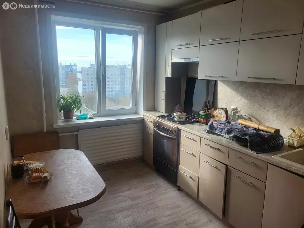 3-комнатная квартира: Курган, жилой район Заозёрный, 2-й микрорайон, 9 ... - Фото 1