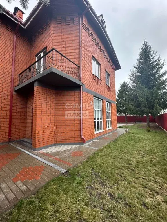 Коттедж в Белгородская область, Старооскольский городской округ, с. ... - Фото 1