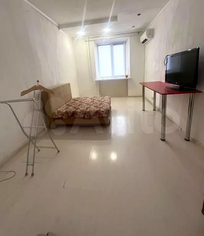 Комната 18 м в 5-к., 5/9 эт. - Фото 0