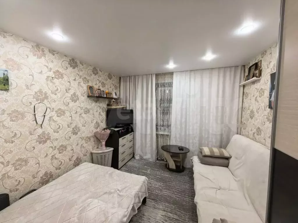 Комната 17,2 м в 1-к., 4/6 эт. - Фото 1