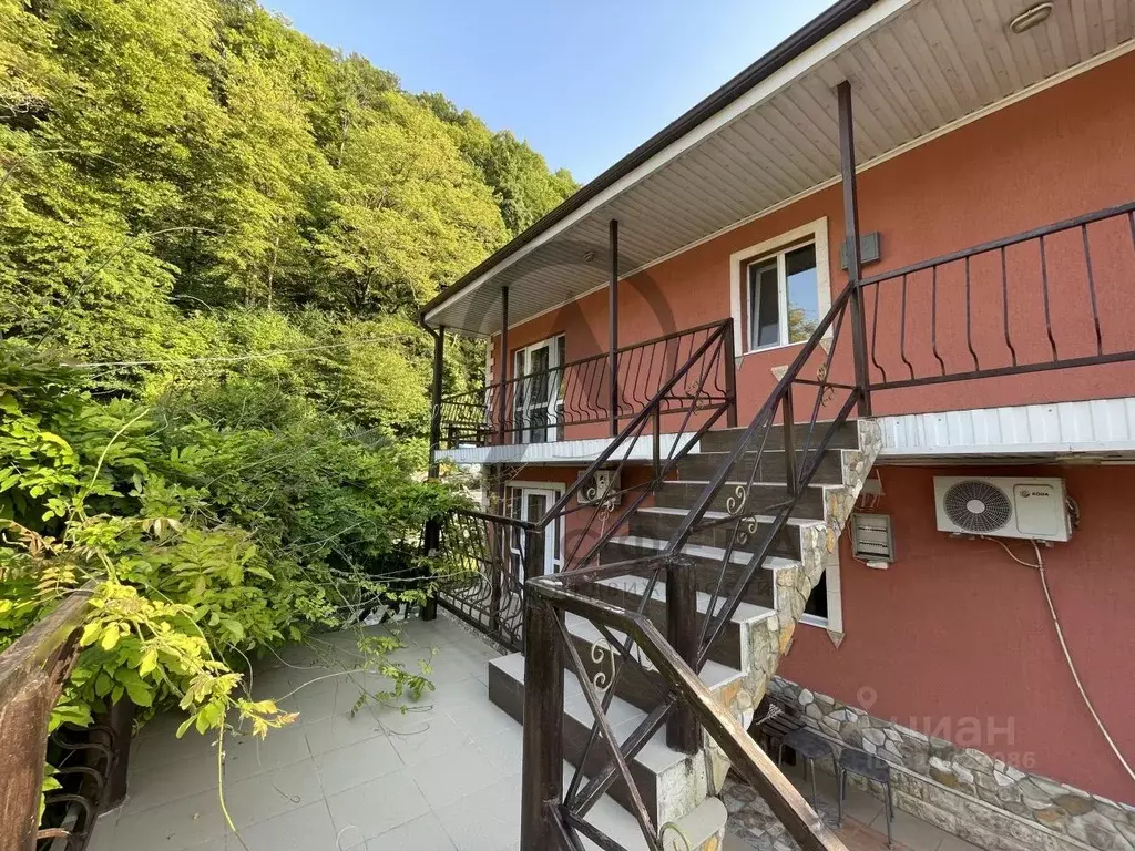 Дом в Краснодарский край, Туапсинский муниципальный округ, с. Ольгинка ... - Фото 2