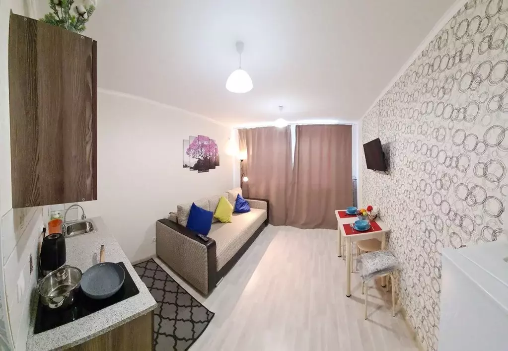 Студия Тюменская область, Тюмень ул. Первооткрывателей, 10 (22.5 м) - Фото 1