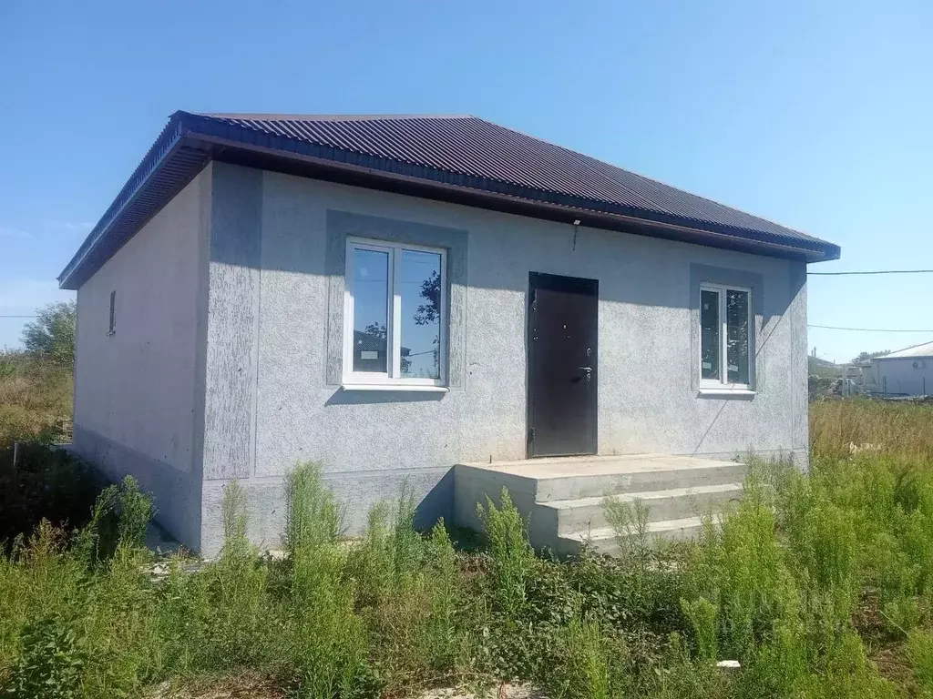 Дом в Краснодарский край, Темрюк Факел СОТ, ул. Дачная (100 м) - Фото 1