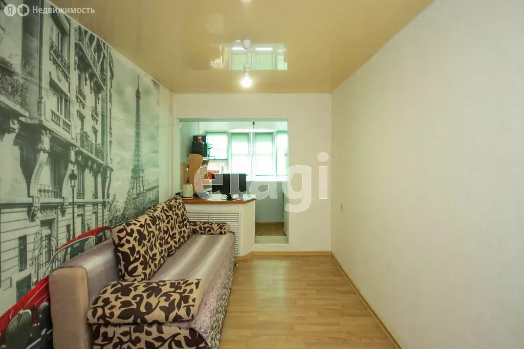 Квартира-студия: Тюмень, улица Мельникайте, 67 (14.6 м) - Фото 1