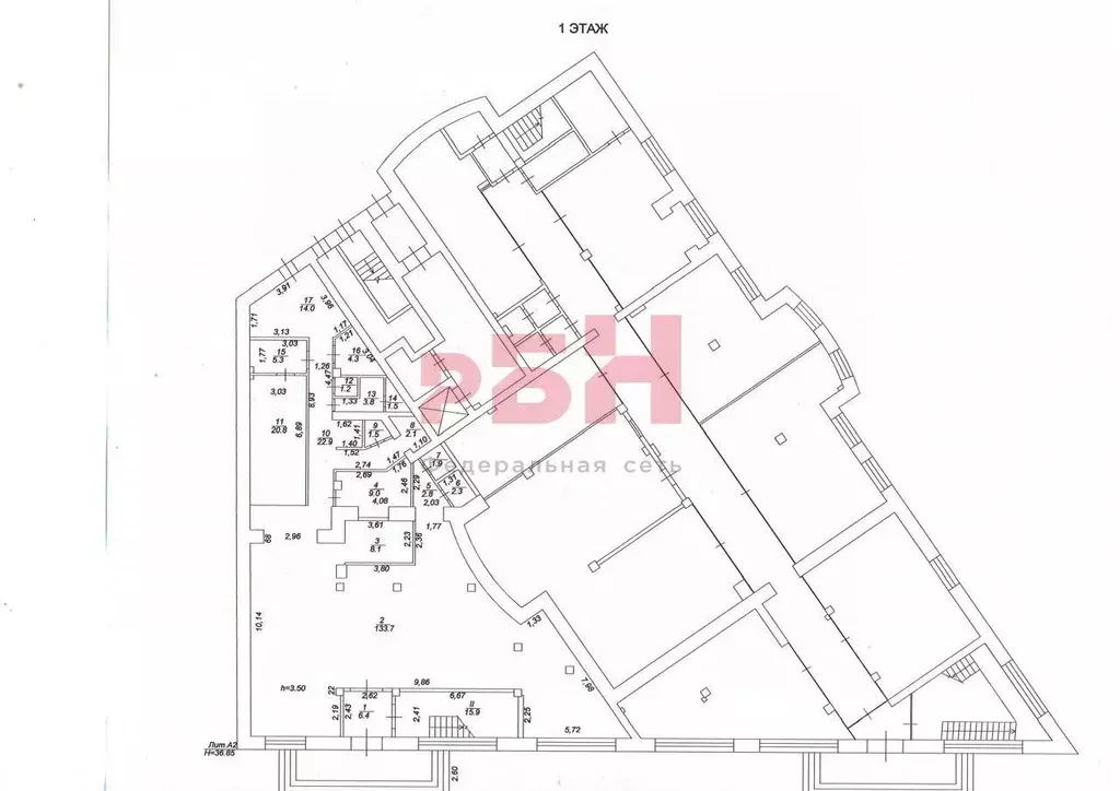 Торговая площадь в Тюменская область, Тюмень ул. Сакко, 33 (240 м) - Фото 1