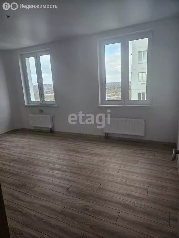 2-комнатная квартира: Тюмень, улица Героев Космоса, 19 (52.7 м) - Фото 1