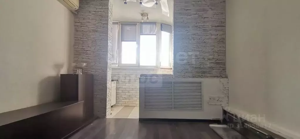 1-к кв. Оренбургская область, Оренбург Салмышская ул., 76 (38.2 м) - Фото 0