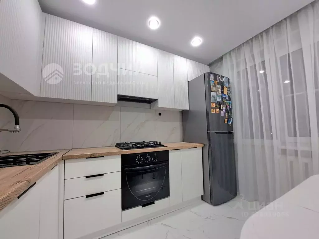 3-к кв. Чувашия, Чебоксары Кукшумская ул., 25 (65.7 м) - Фото 1