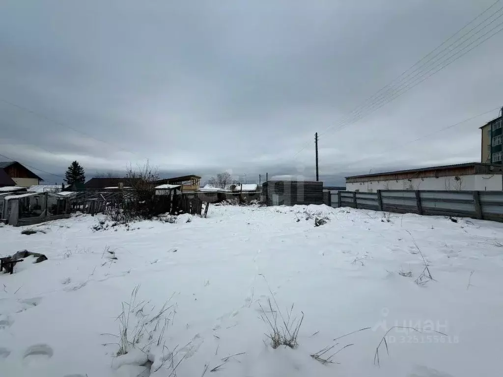 Участок в Саха (Якутия), Покровск ул. Орджоникидзе, 12 (6.0 сот.) - Фото 2