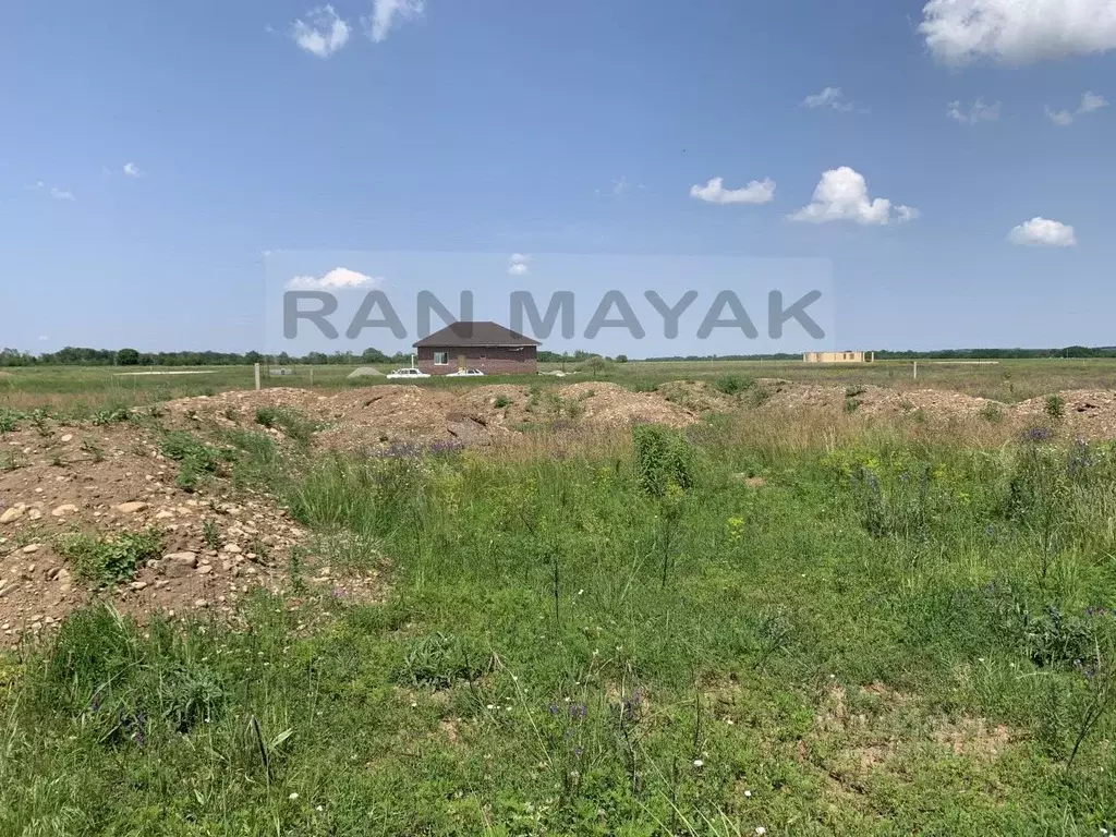 Участок в Адыгея, Майкоп ул. Казбека Шаззо (6.0 сот.) - Фото 0