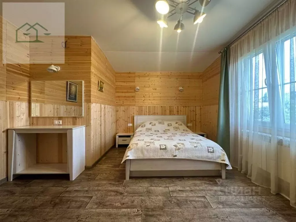 Дом в Воронежская область, Воронеж Праздничная ул., 14 (227 м) - Фото 1