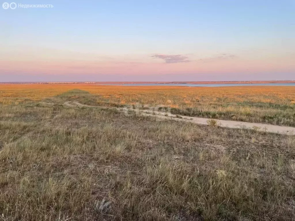 Участок в село Новоивановка, Дорожная улица (7 м) - Фото 0