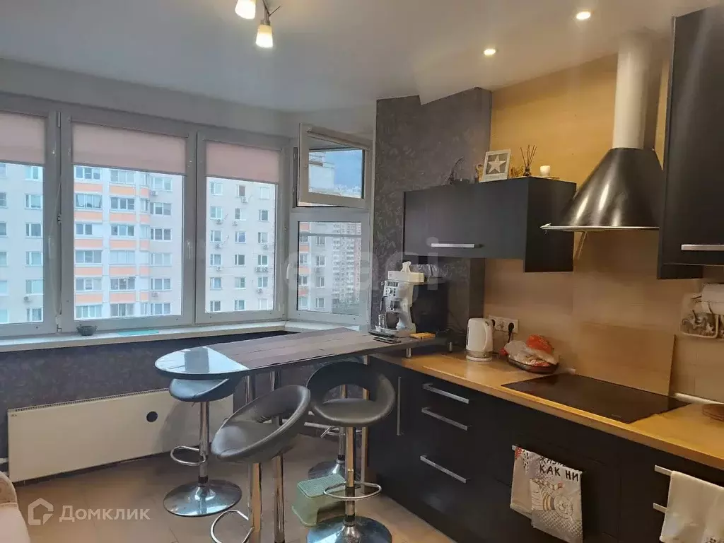 Продаётся 2-к квартира, 58 м - Фото 0