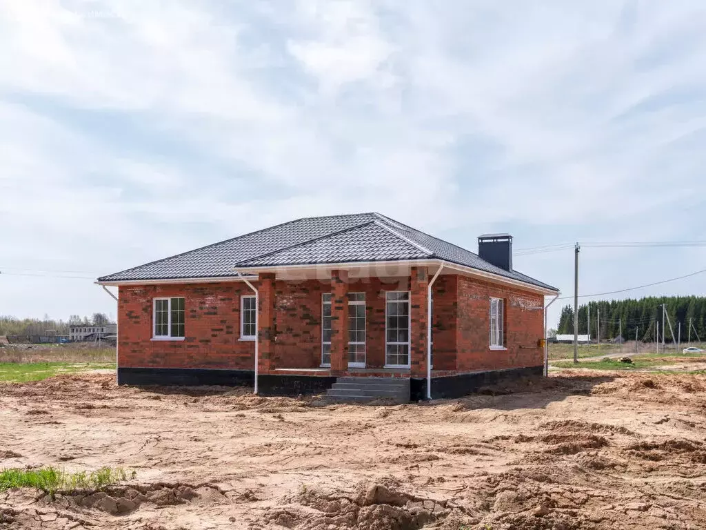 Дом в село Сокуры, улица Достоевского (120 м) - Фото 1
