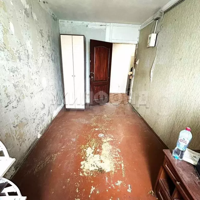 Комната 10,2 м в 3-к., 8/9 эт. - Фото 0