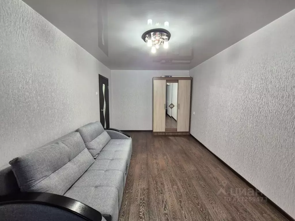 1-к кв. Самарская область, Тольятти 4-й кв-л, бул. Курчатова, 1 (31.0 ... - Фото 1