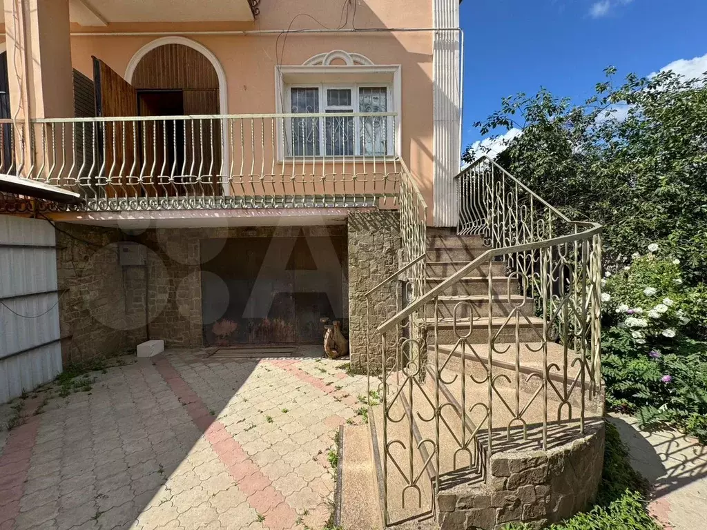Дом 250 м на участке 3 сот. - Фото 0