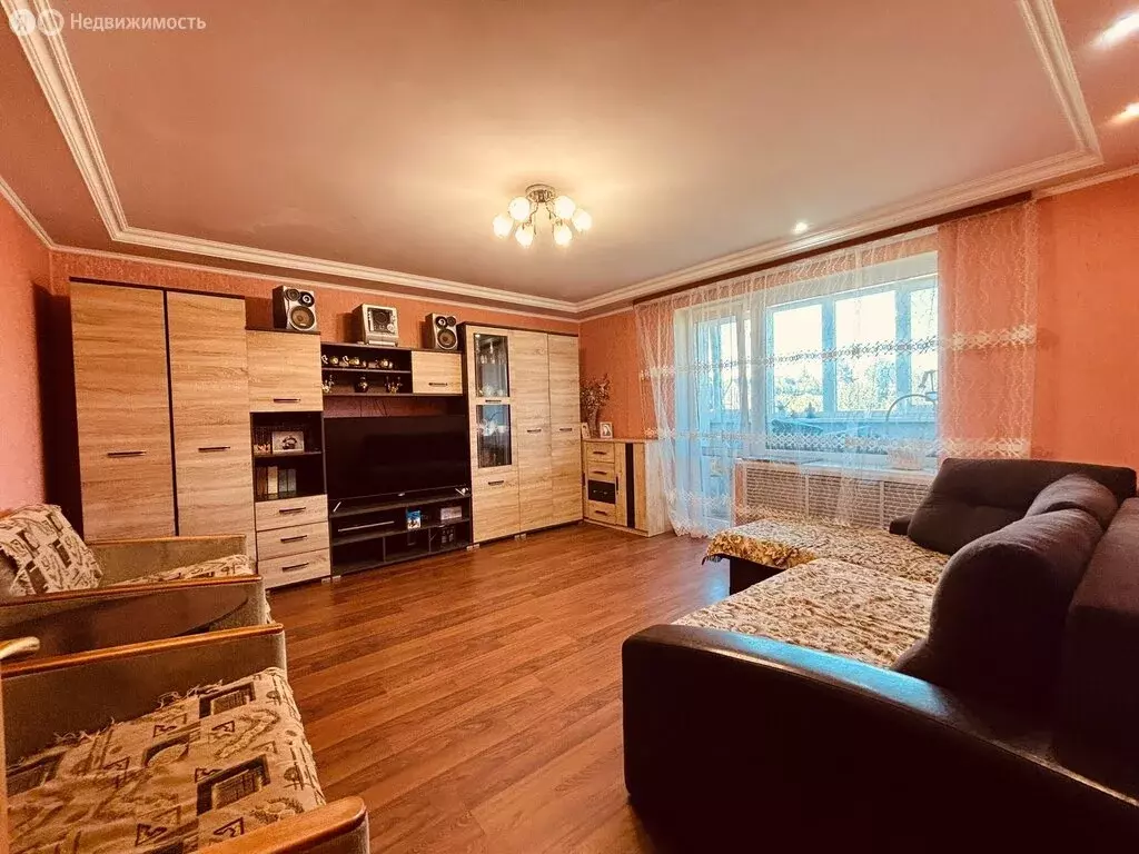 3-комнатная квартира: Гвардейск, улица Маршала Жукова, 24 (72.3 м) - Фото 1