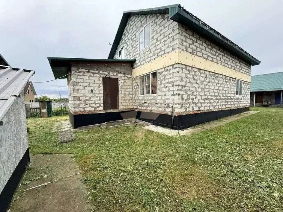 Дом в Белгородская область, Старооскольский городской округ, с. ... - Фото 2