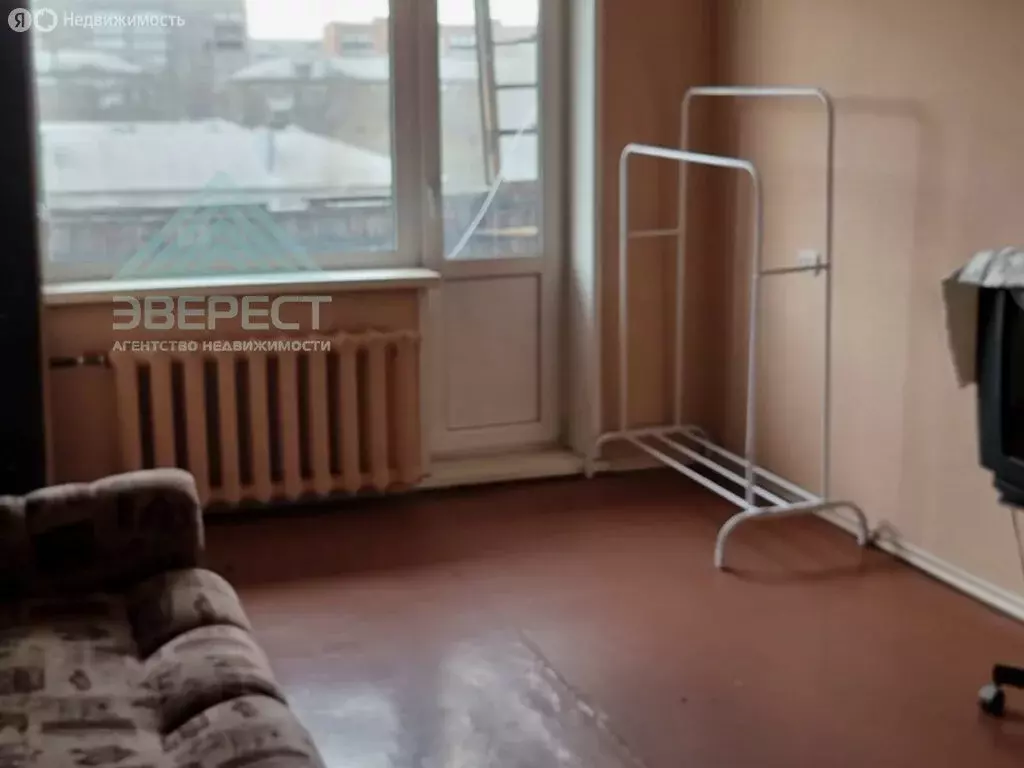3-комнатная квартира: Абакан, улица Ленинского Комсомола, 35 (61.3 м) - Фото 1