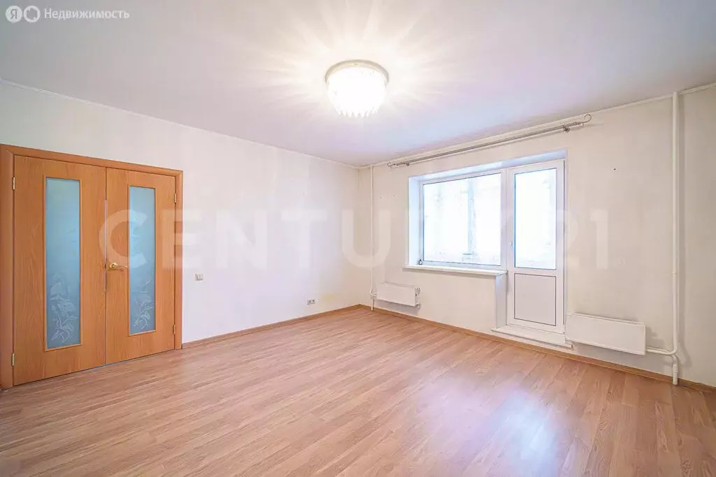 2-комнатная квартира: Пермь, улица Мира, 31 (60 м) - Фото 1