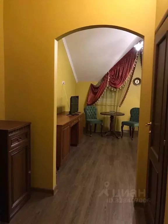 Комната Самарская область, Тольятти ул. Шлютова, 11 (28.5 м) - Фото 1