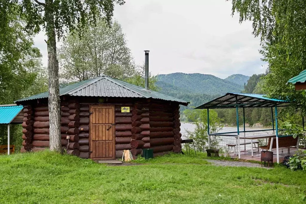 Дом в Алтай, Майминский район, пос. Барангол Чуйская ул., 52 (19 м) - Фото 0