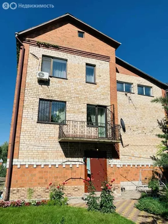 Дом в Артём, Александровская улица, 73 (200.4 м) - Фото 2