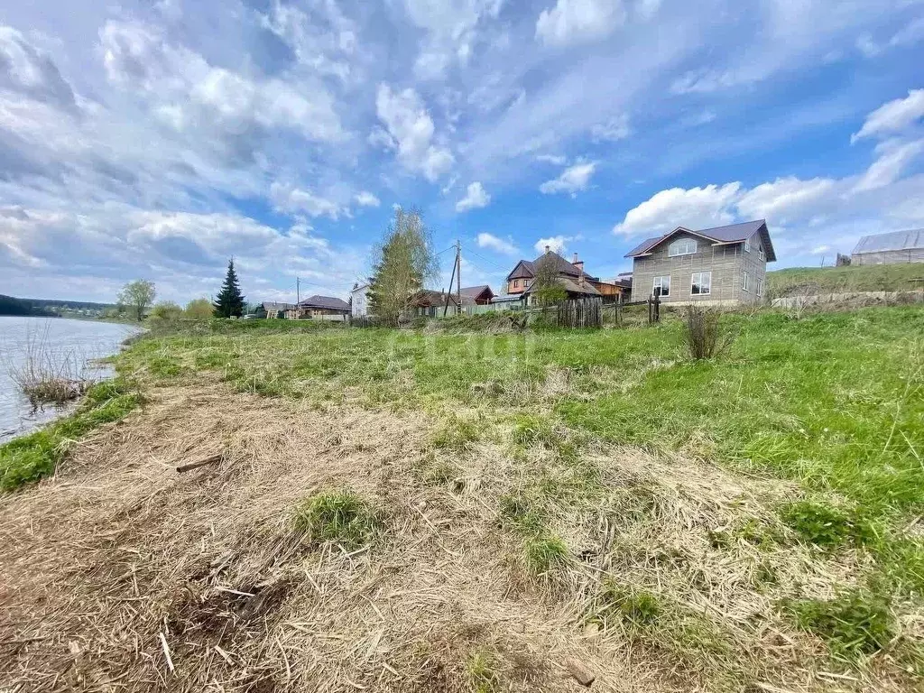 Дом в Свердловская область, Каменский городской округ, с. Исетское ул. ... - Фото 1