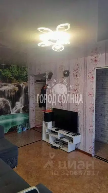 3-к кв. Омская область, Омск ул. Химиков, 48 (58.6 м) - Фото 2