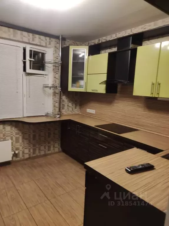 2-к кв. Московская область, Лобня бул. Лобненский, 3 (65.0 м) - Фото 0