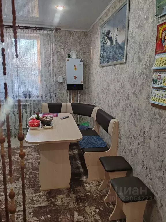 Коттедж в Саратовская область, Энгельсский район, Безымянское ... - Фото 1