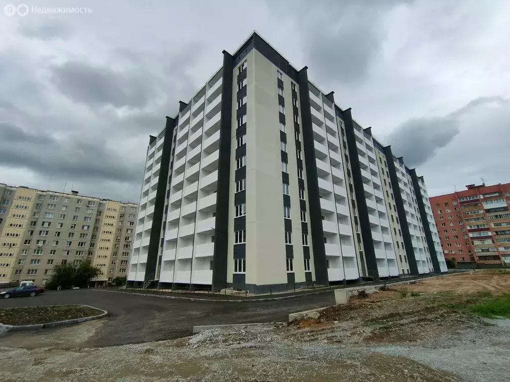 2-комнатная квартира: Миасс, Нечётная улица, 4 (62.5 м) - Фото 2