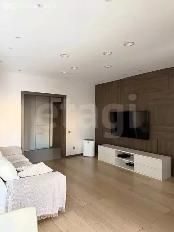 3-комнатная квартира: Санкт-Петербург, Морской проспект, 28 (91 м) - Фото 1