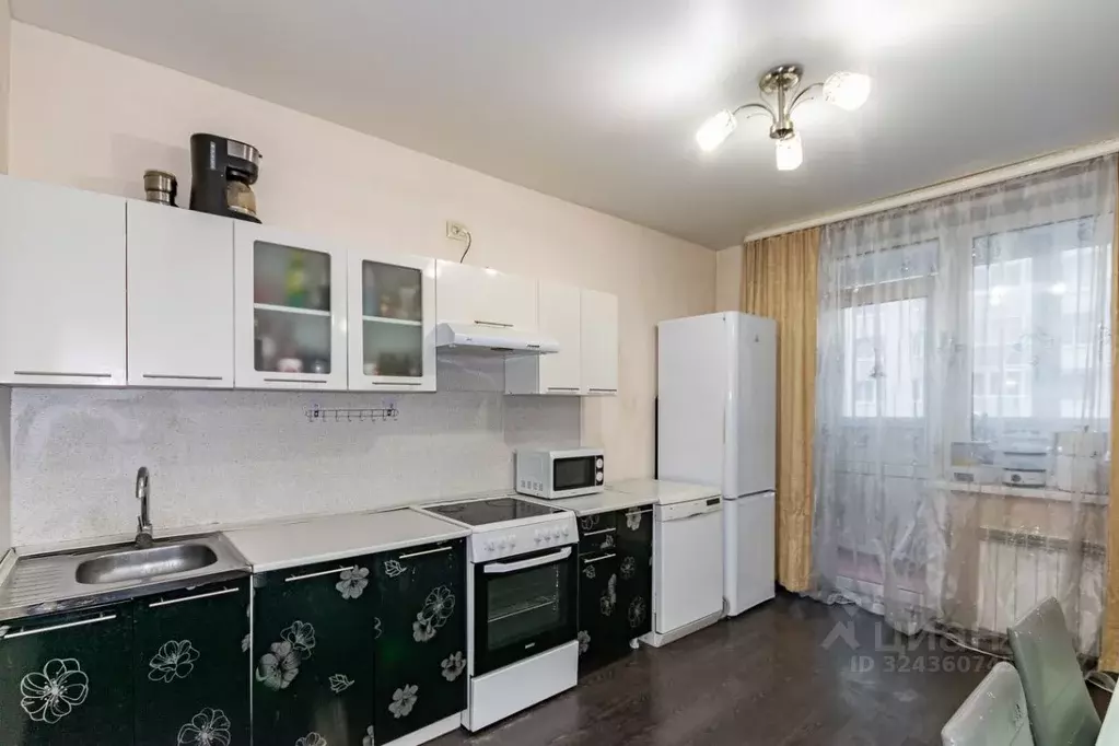 3-к кв. Свердловская область, Екатеринбург ул. Библиотечная, 43 (91.4 ... - Фото 2