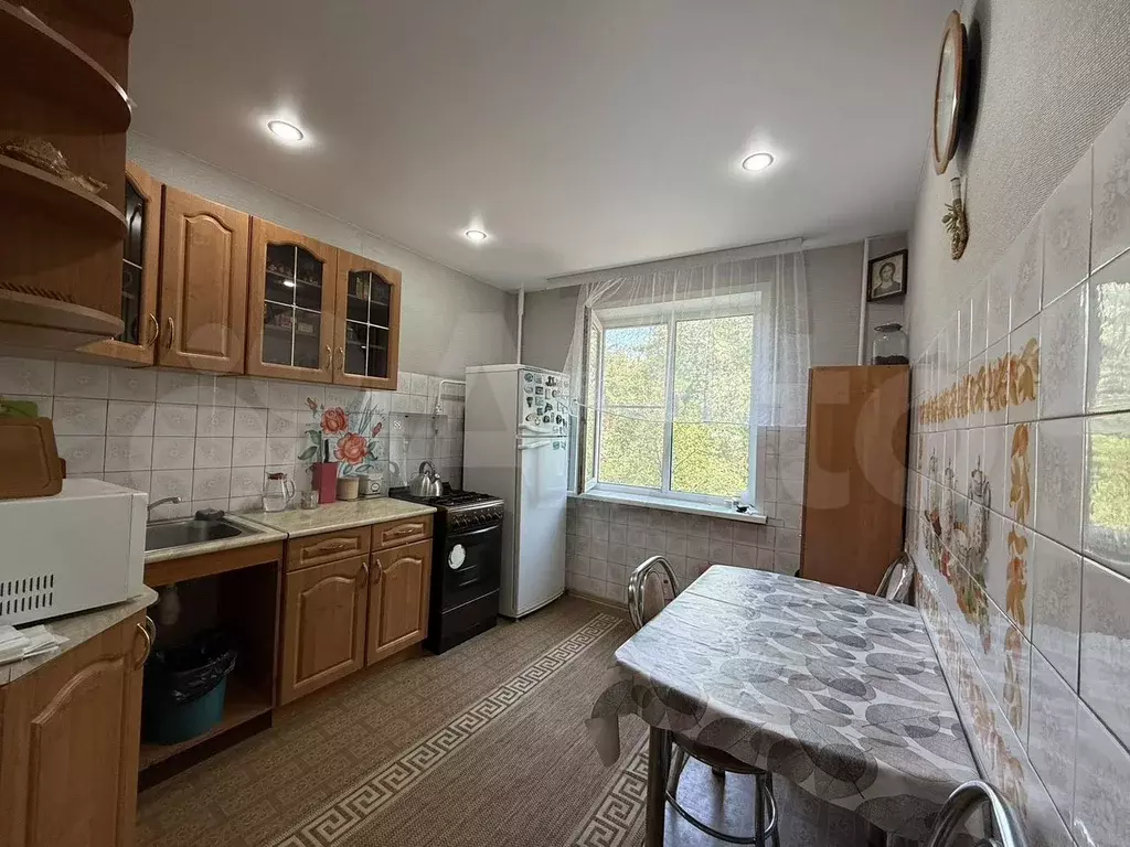 2-к. квартира, 60 м, 3/5 эт. - Фото 0