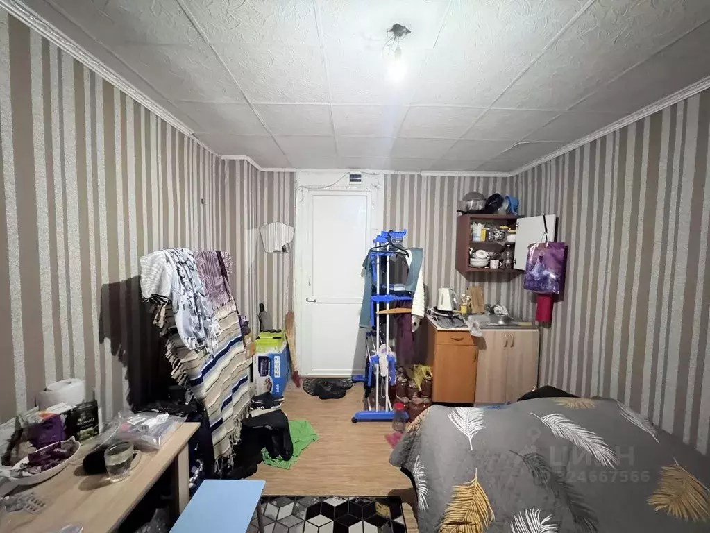 Комната Новосибирская область, Новосибирск ул. Аксенова, 11 (12.6 м) - Фото 1