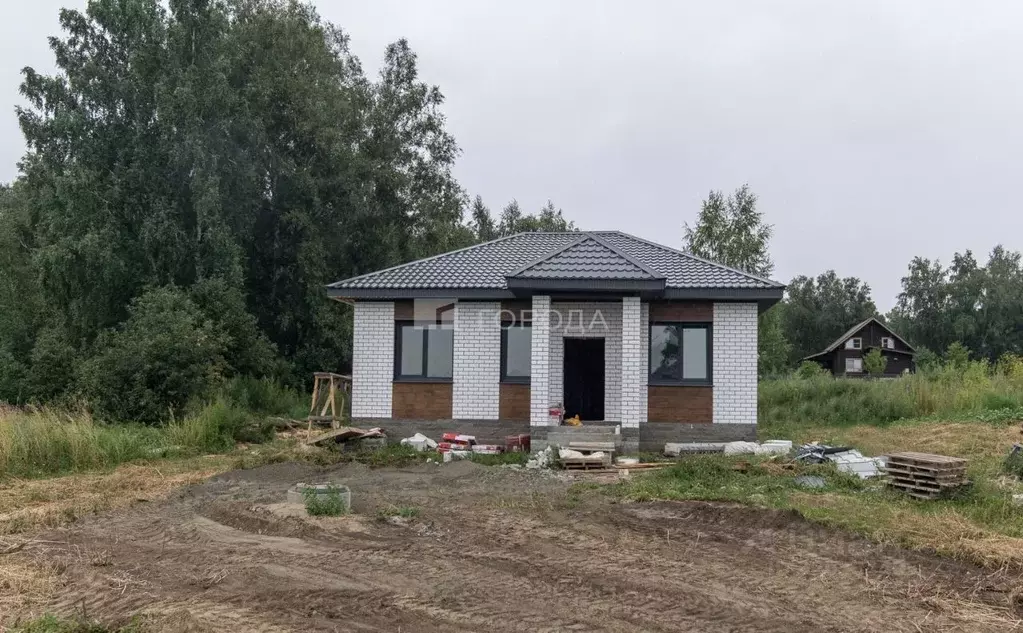 Дом в Алтайский край, Первомайский район, с. Санниково ул. Звездная, 8 ... - Фото 0