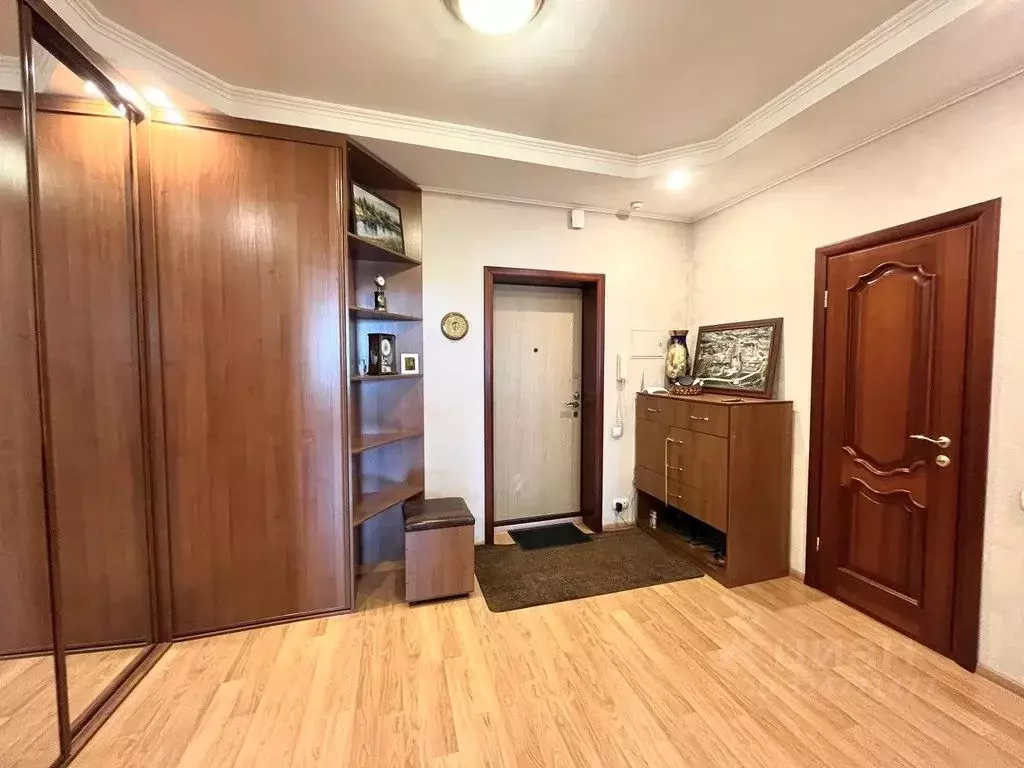 2-к кв. Татарстан, Казань ул. Столярова, 15А (70.0 м) - Фото 1
