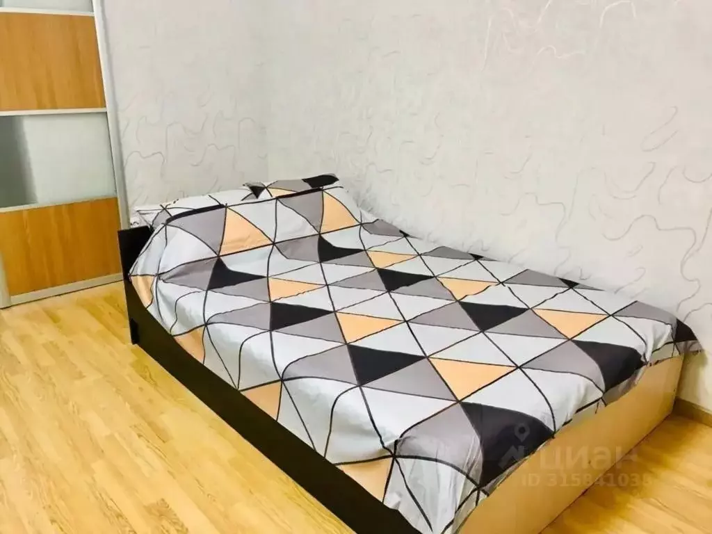 1-к кв. Удмуртия, Ижевск Пушкинская ул., 130 (35.0 м) - Фото 0