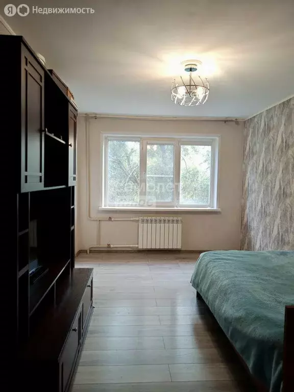 3-комнатная квартира: Омск, Волгоградская улица, 32Б (63.3 м) - Фото 1