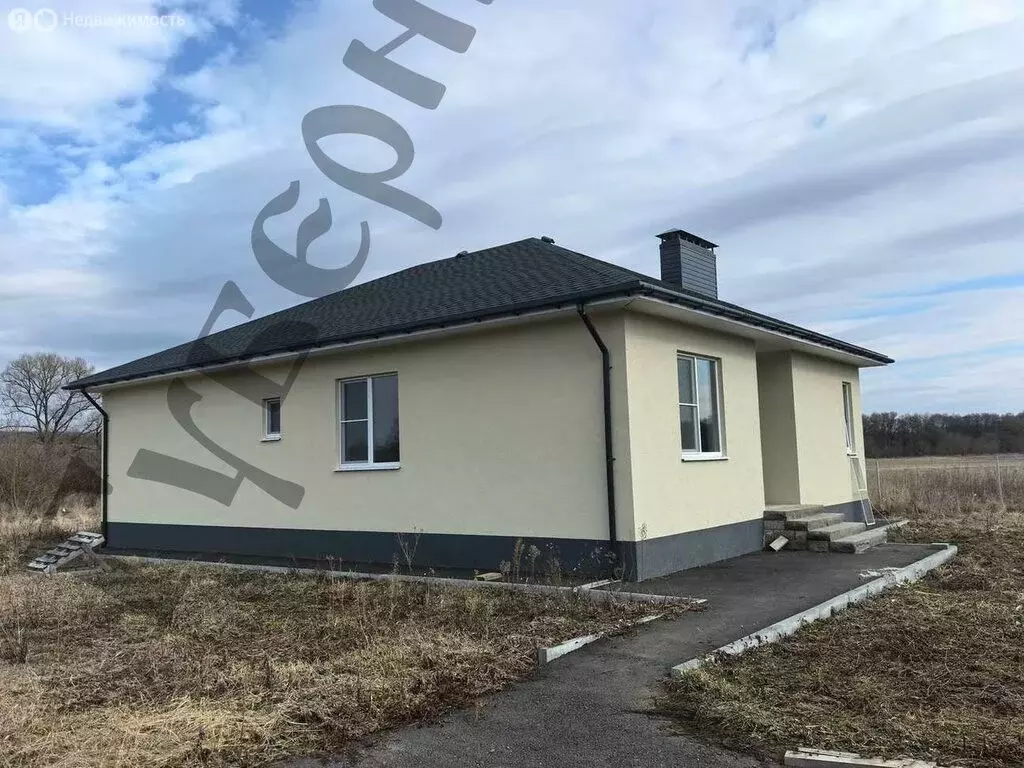 Дом в Белгородская область, Яковлевский муниципальный округ, село ... - Фото 0