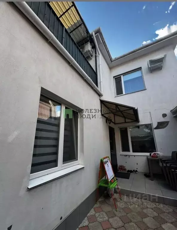 Дом в Крым, Евпатория ул. Караимская, 98 (86 м) - Фото 1