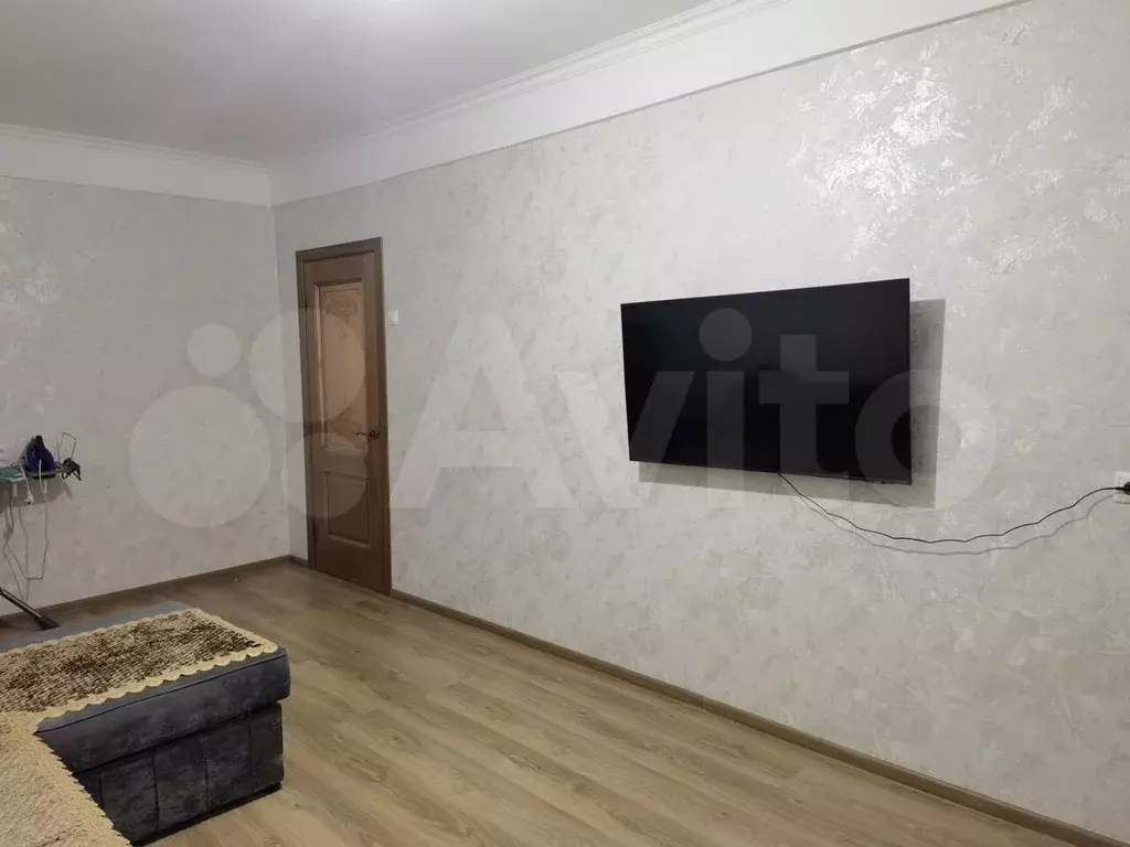1-к. квартира, 50 м, 10/10 эт. - Фото 1