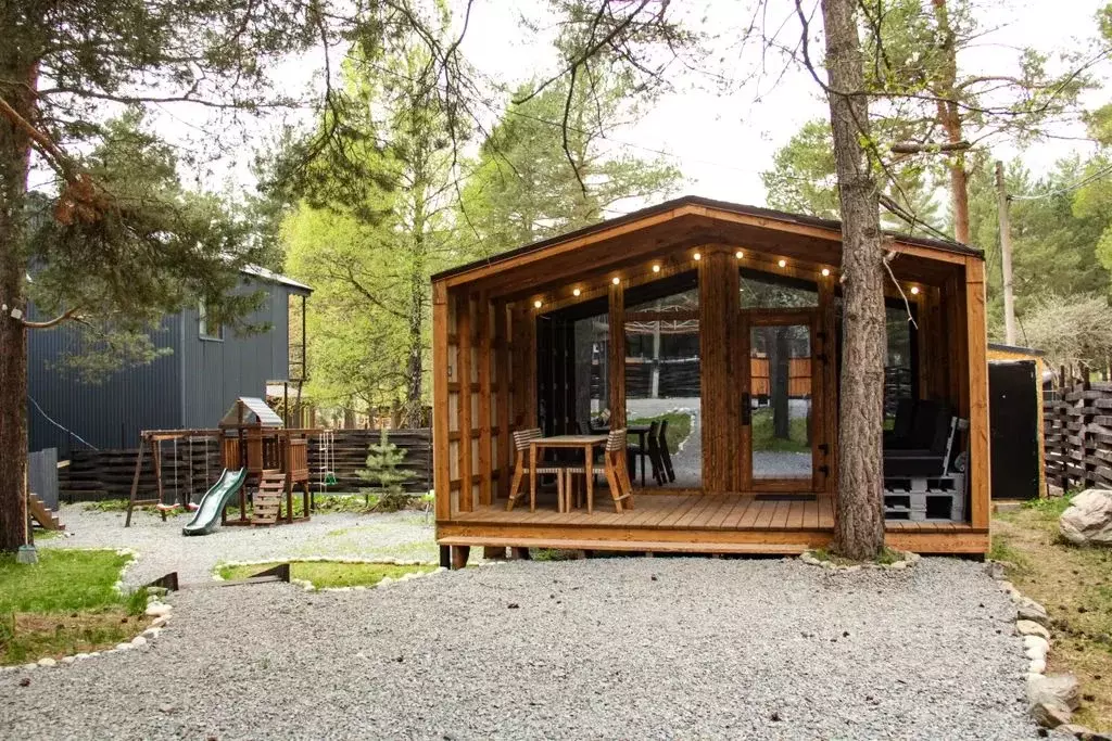 Дом в Карачаево-Черкесия, Зеленчукский район, с. Архыз ул. Лесная, 12 ... - Фото 2
