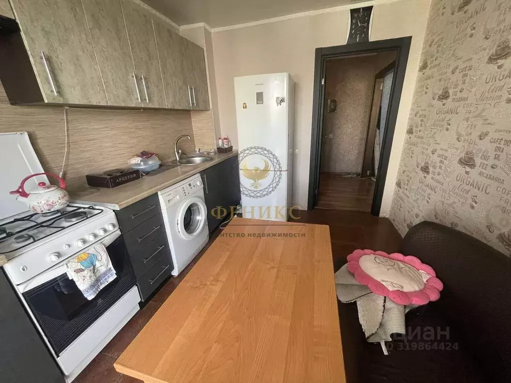 2-к кв. Белгородская область, Белгород Садовая ул., 120б (55.1 м) - Фото 0