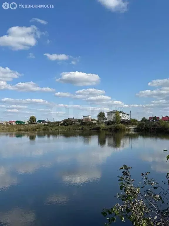 2-комнатная квартира: Тугулым, Красная улица, 58 (52.2 м) - Фото 1