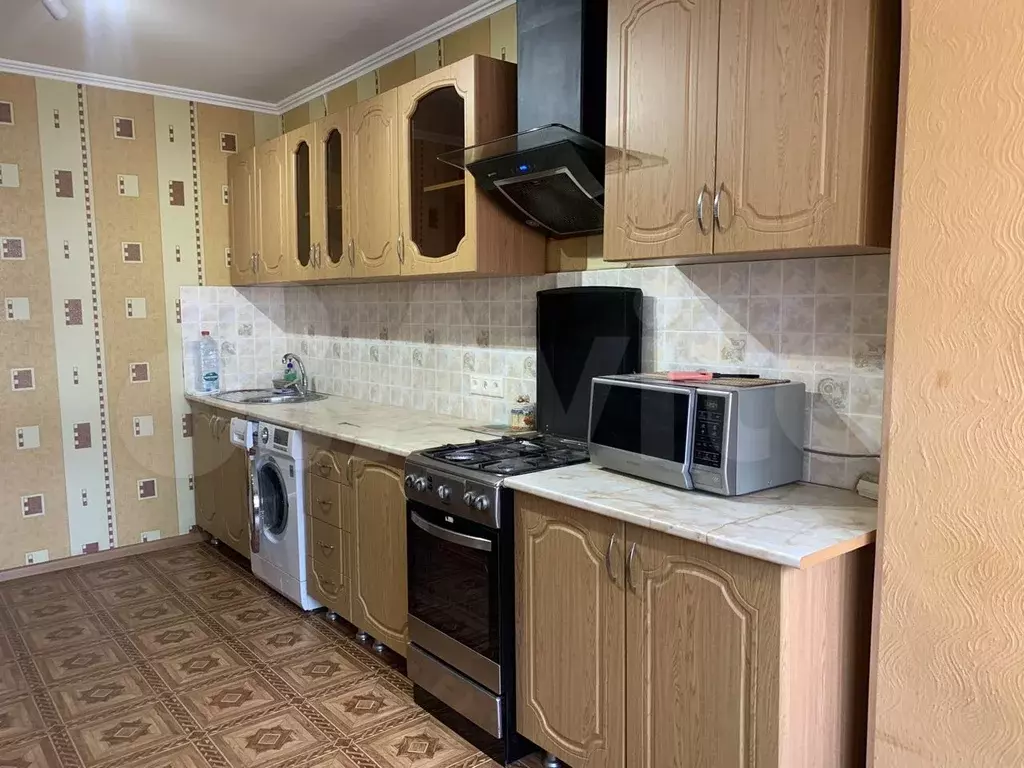 2-к. квартира, 70 м, 3/5 эт. - Фото 1