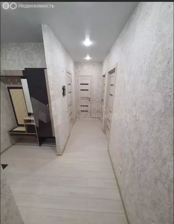 2-комнатная квартира: Тюмень, Харьковская улица, 74 (54.2 м) - Фото 1